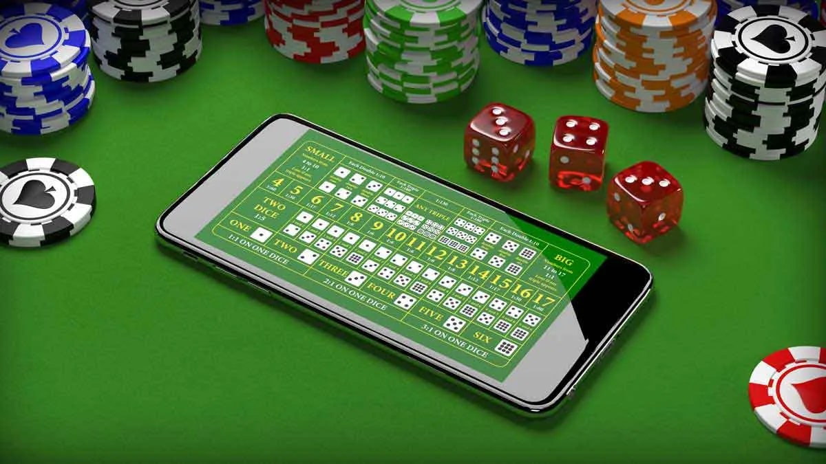 How to Play Sic Bo: Playing and Betting Like a Pro